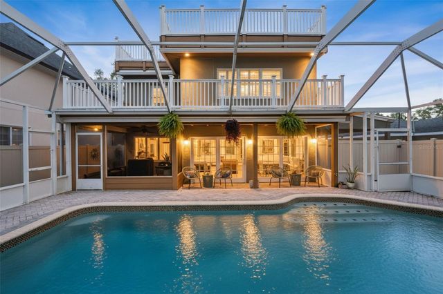 910 ALAMEDA STREET, Orlando, FL 32804