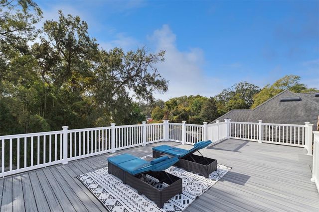 910 ALAMEDA STREET, Orlando, FL 32804