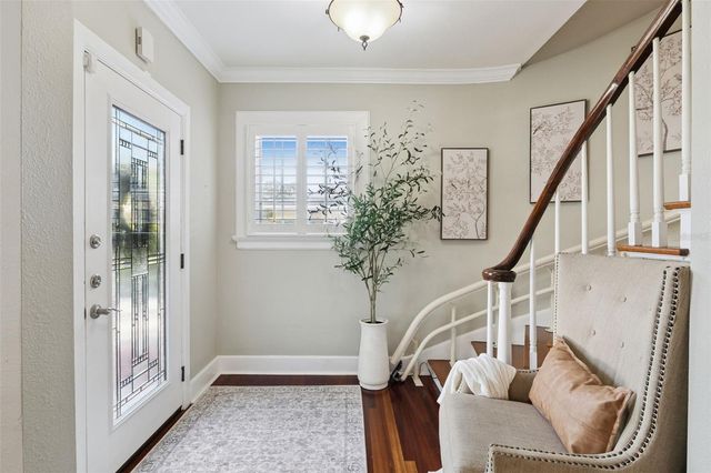 910 ALAMEDA STREET, Orlando, FL 32804