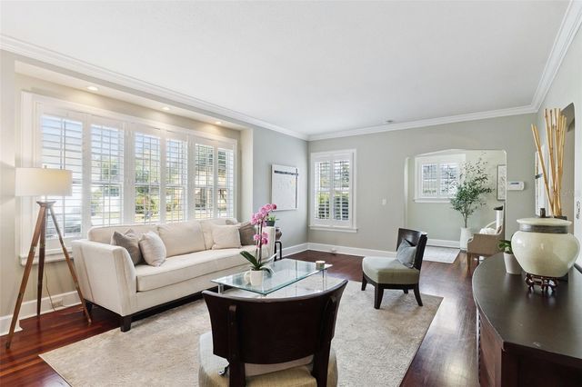 910 ALAMEDA STREET, Orlando, FL 32804