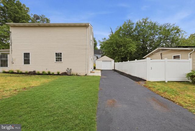 901 NOVA AVE, Capitol Heights, MD 20743