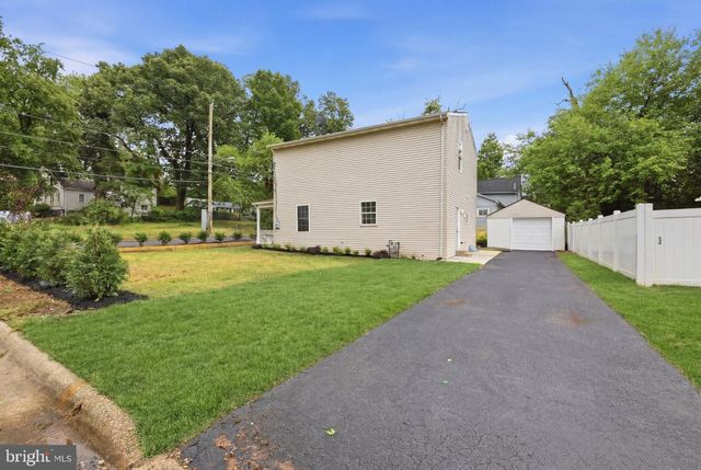 901 NOVA AVE, Capitol Heights, MD 20743