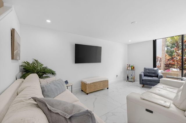 3707 Bridgewood Drive, Boca Raton, FL 33434