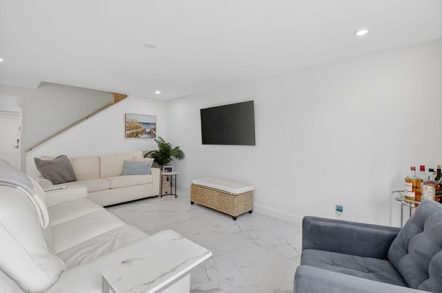 3707 Bridgewood Drive, Boca Raton, FL 33434