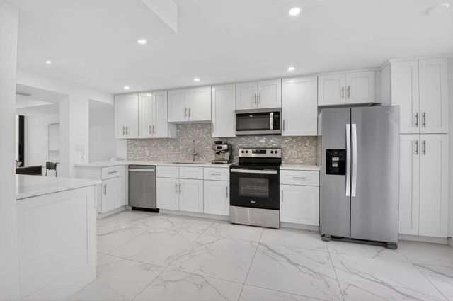 3707 Bridgewood Drive, Boca Raton, FL 33434