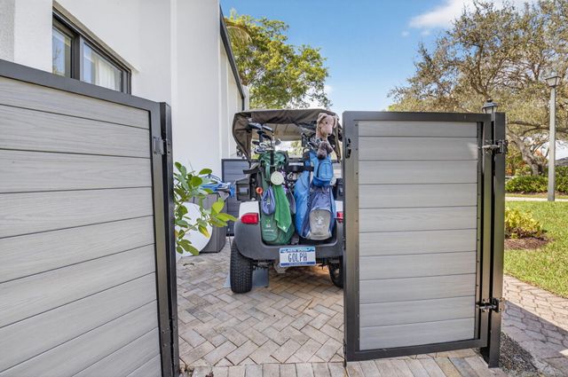 3707 Bridgewood Drive, Boca Raton, FL 33434