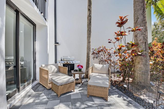 3707 Bridgewood Drive, Boca Raton, FL 33434