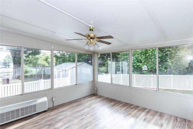 816 Sun Valley S, Arnold, MO 63010