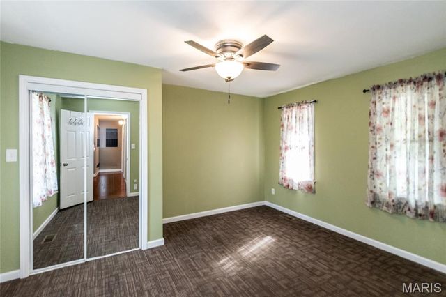 816 Sun Valley S, Arnold, MO 63010