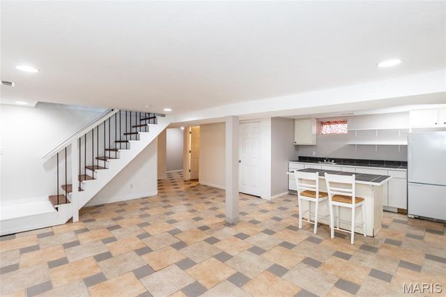 816 Sun Valley S, Arnold, MO 63010