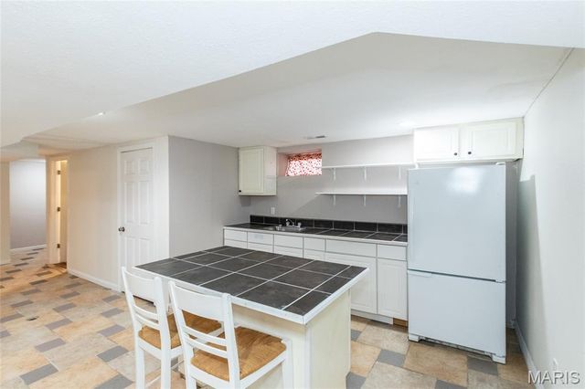 816 Sun Valley S, Arnold, MO 63010