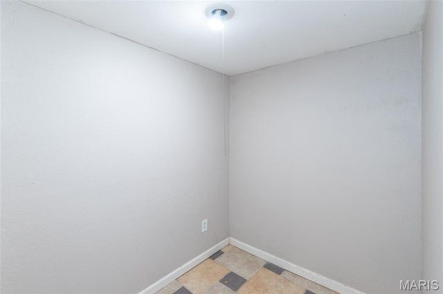 816 Sun Valley S, Arnold, MO 63010