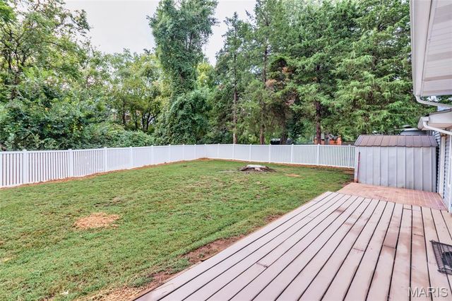 816 Sun Valley S, Arnold, MO 63010