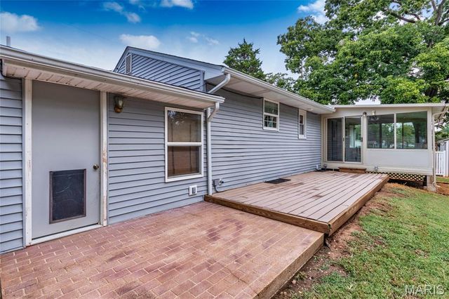 816 Sun Valley S, Arnold, MO 63010