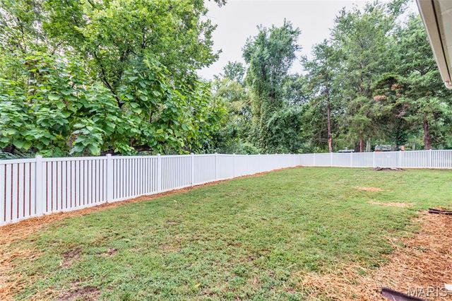 816 Sun Valley S, Arnold, MO 63010