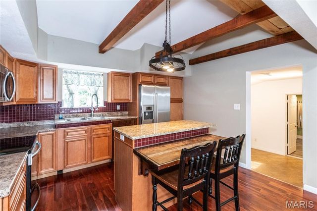 816 Sun Valley S, Arnold, MO 63010