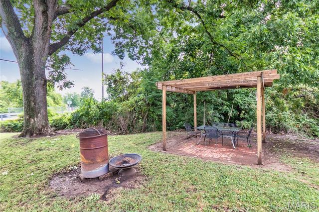 816 Sun Valley S, Arnold, MO 63010