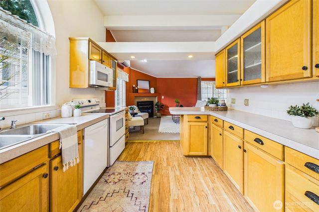 2624 Highland Loop, Port Townsend, WA 98368