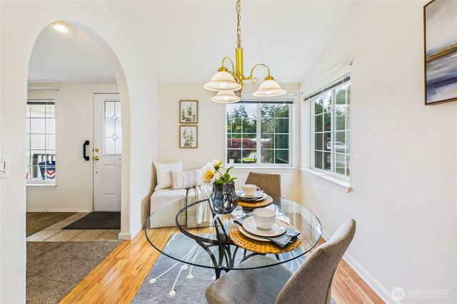 2624 Highland Loop, Port Townsend, WA 98368