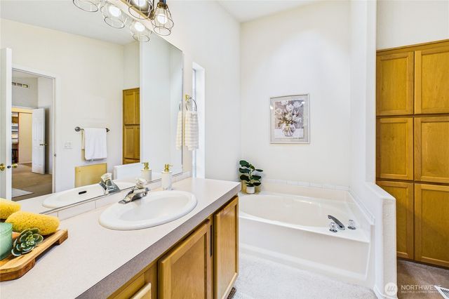 2624 Highland Loop, Port Townsend, WA 98368