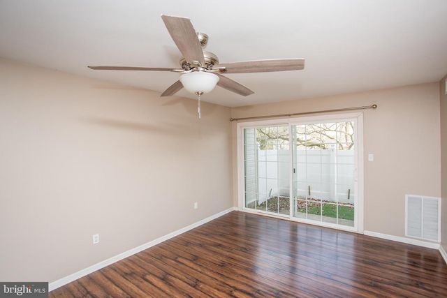 10014 BEACON HILL DR, Southampton, PA 18966