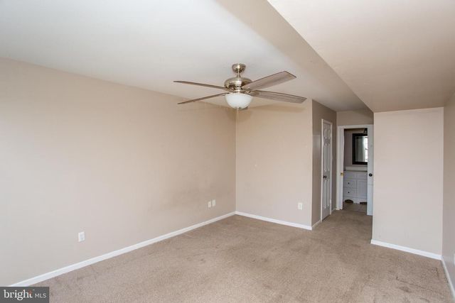 10014 BEACON HILL DR, Southampton, PA 18966