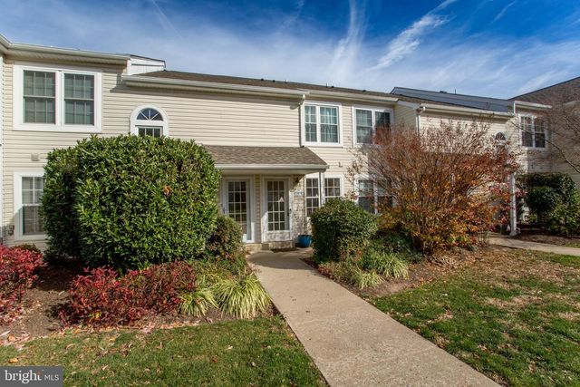 10014 BEACON HILL DR, Southampton, PA 18966