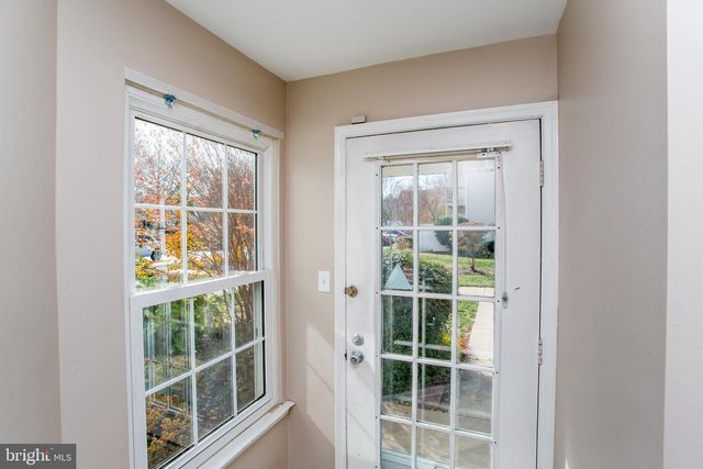 10014 BEACON HILL DR, Southampton, PA 18966