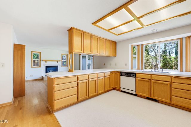 457 Walnut Street, Ashland, OR 97520