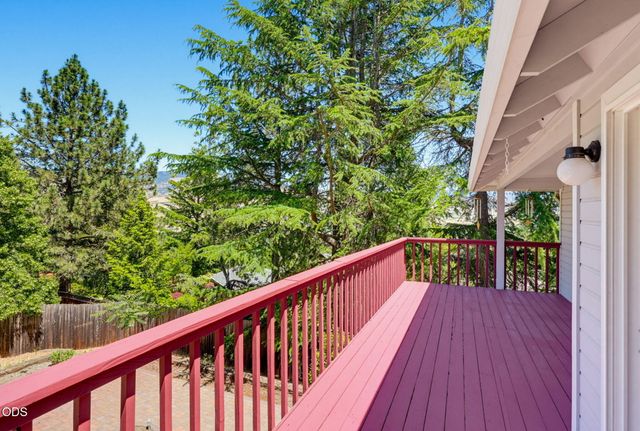 457 Walnut Street, Ashland, OR 97520