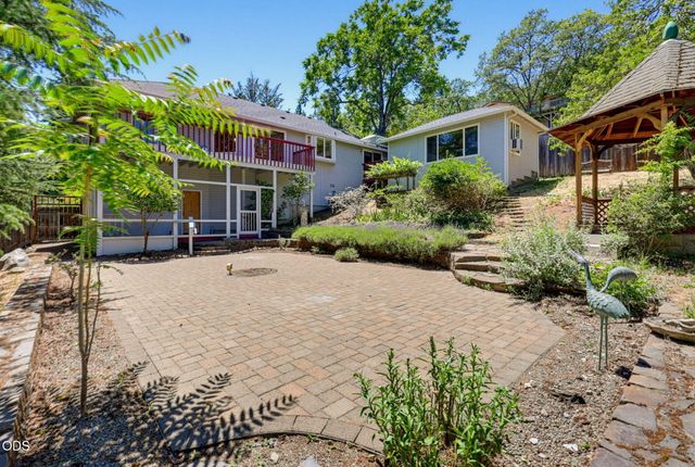 457 Walnut Street, Ashland, OR 97520