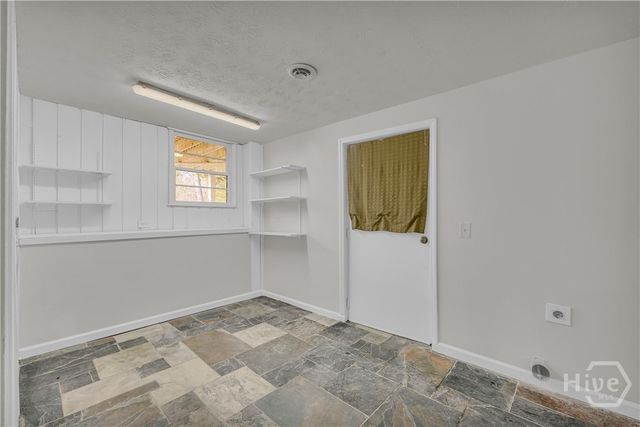 83 Kings Drive, Braselton, GA 30517