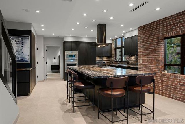 555 Front Street 204, San Diego, CA 92101