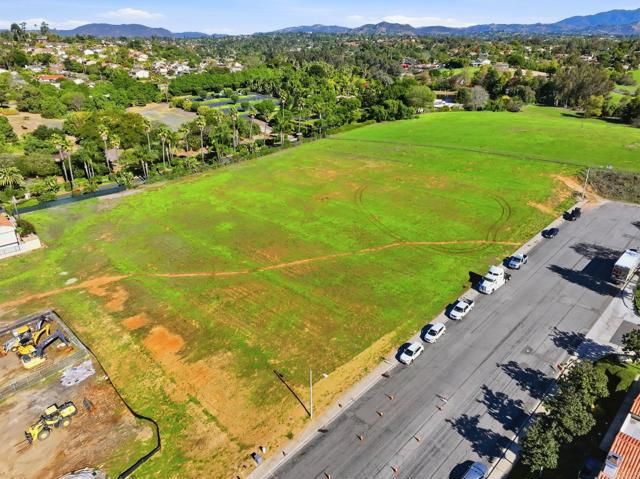 1630 S Mission Road, Fallbrook, CA 92028