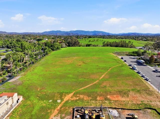 1630 S Mission Road, Fallbrook, CA 92028