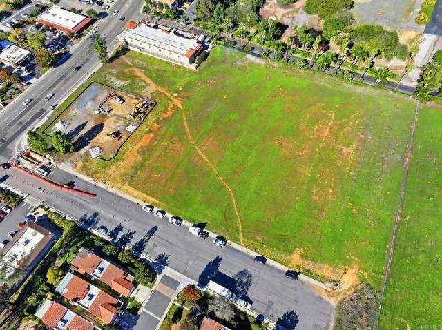 1630 S Mission Road, Fallbrook, CA 92028