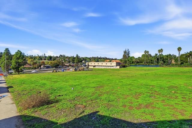 1630 S Mission Road, Fallbrook, CA 92028