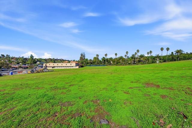 1630 S Mission Road, Fallbrook, CA 92028