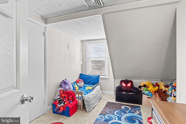 127 HALF ST, Hershey, PA 17033