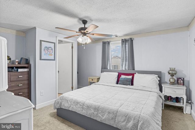 127 HALF ST, Hershey, PA 17033