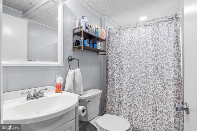 127 HALF ST, Hershey, PA 17033