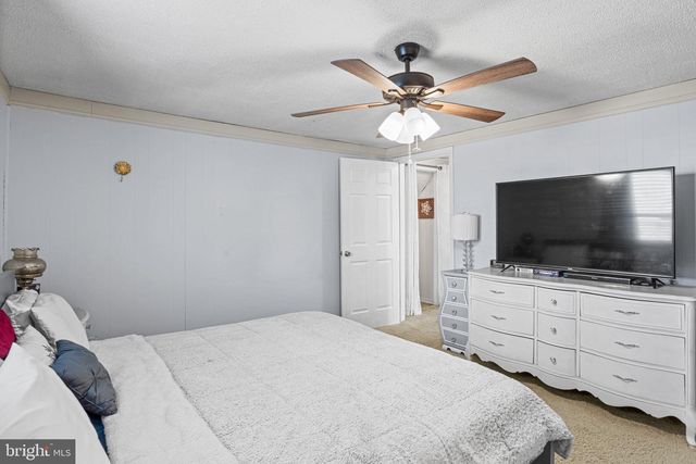 127 HALF ST, Hershey, PA 17033