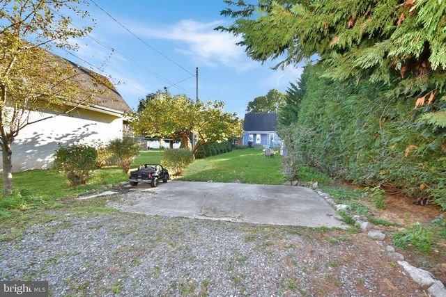 127 HALF ST, Hershey, PA 17033