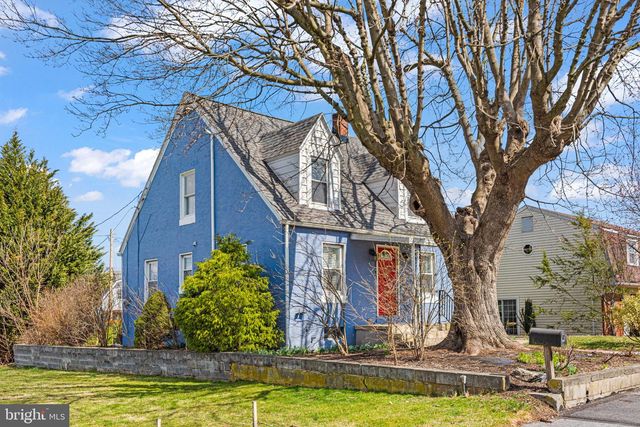 127 HALF ST, Hershey, PA 17033