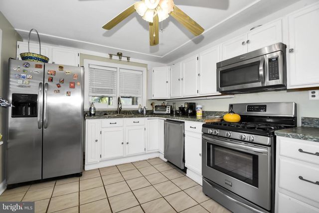 127 HALF ST, Hershey, PA 17033