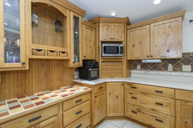 N8154 Lange LANE, Watertown, WI 53094