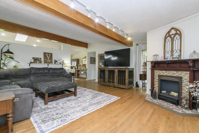 N8154 Lange LANE, Watertown, WI 53094