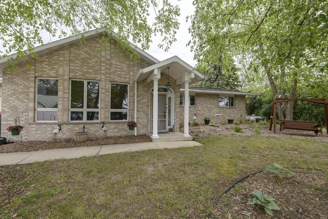 N8154 Lange LANE, Watertown, WI 53094