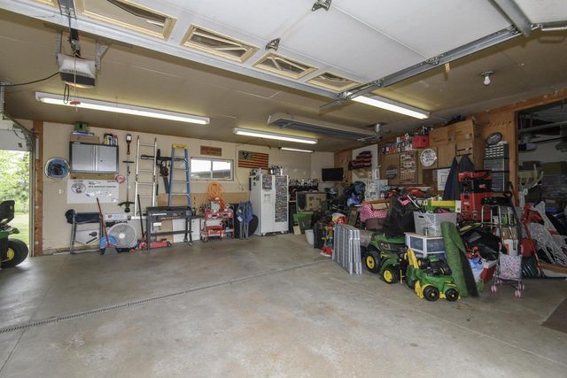 N8154 Lange LANE, Watertown, WI 53094