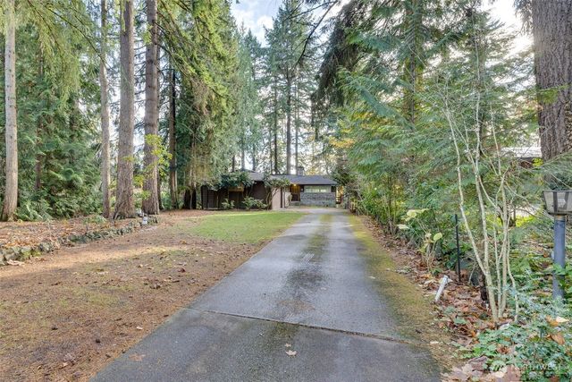 16051 SE 16th Street, Bellevue, WA 98008